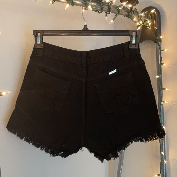✨Black Shorts✨ - Picture 6 of 12